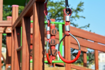 Kinder erleiden im Sommer oft Unfälle
